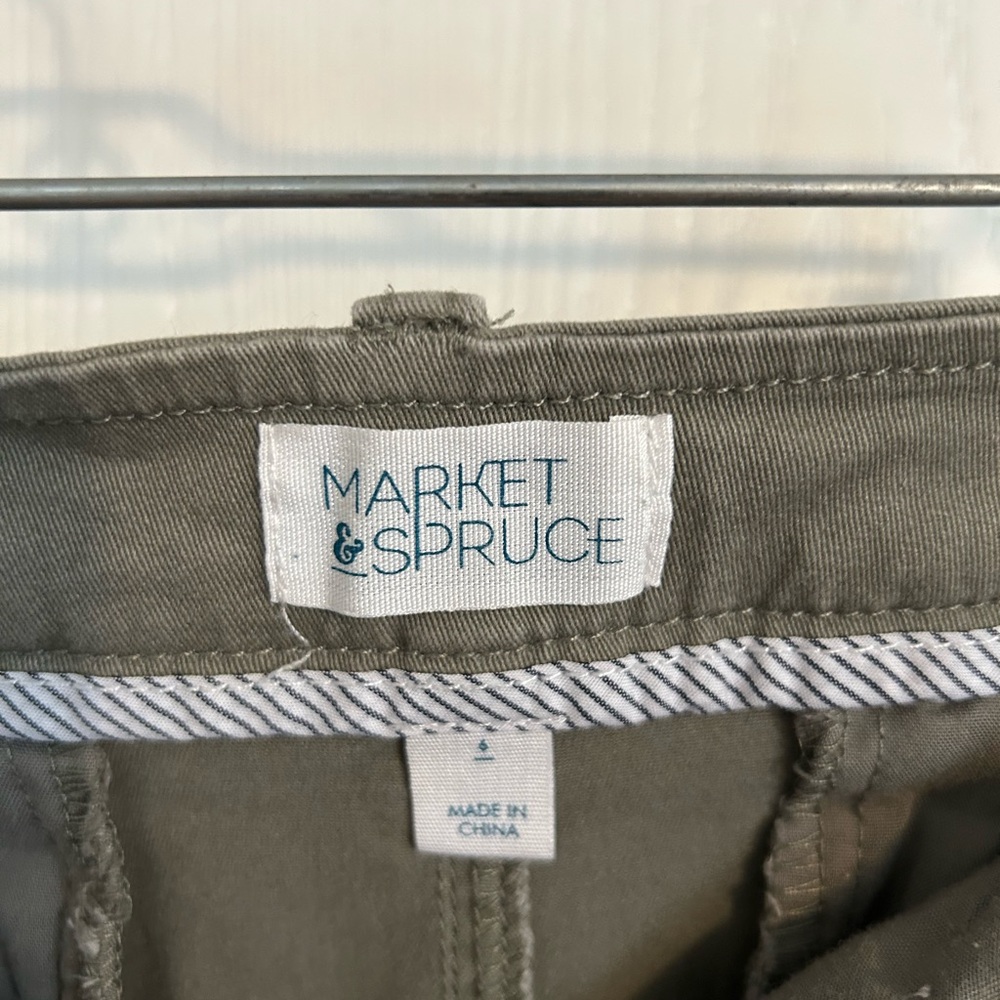 Market & Spruce | Khaki Women's Cargo Shorts | Size 6 - Picture 4 of 7